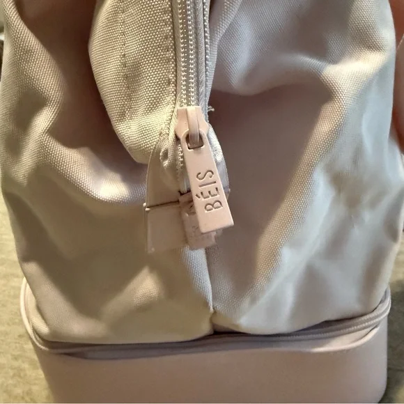 BEIS The Weekender Travel Bag - Picture 5 of 14